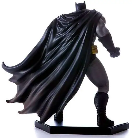 Buy 🛒 DC Arkham Knight Dark Knight Art Scale Statue ✨ 6 Buy 🛒 DC Arkham Knight Dark Knight Art Scale Statue ✨ - Image 4