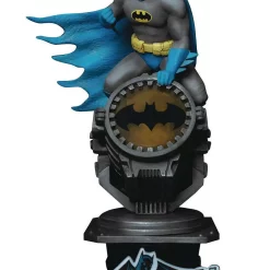 Cheap ⌛ DC D-Stage Batman with Light-Up Batsignal 6-Inch Statue DS-040 🔔