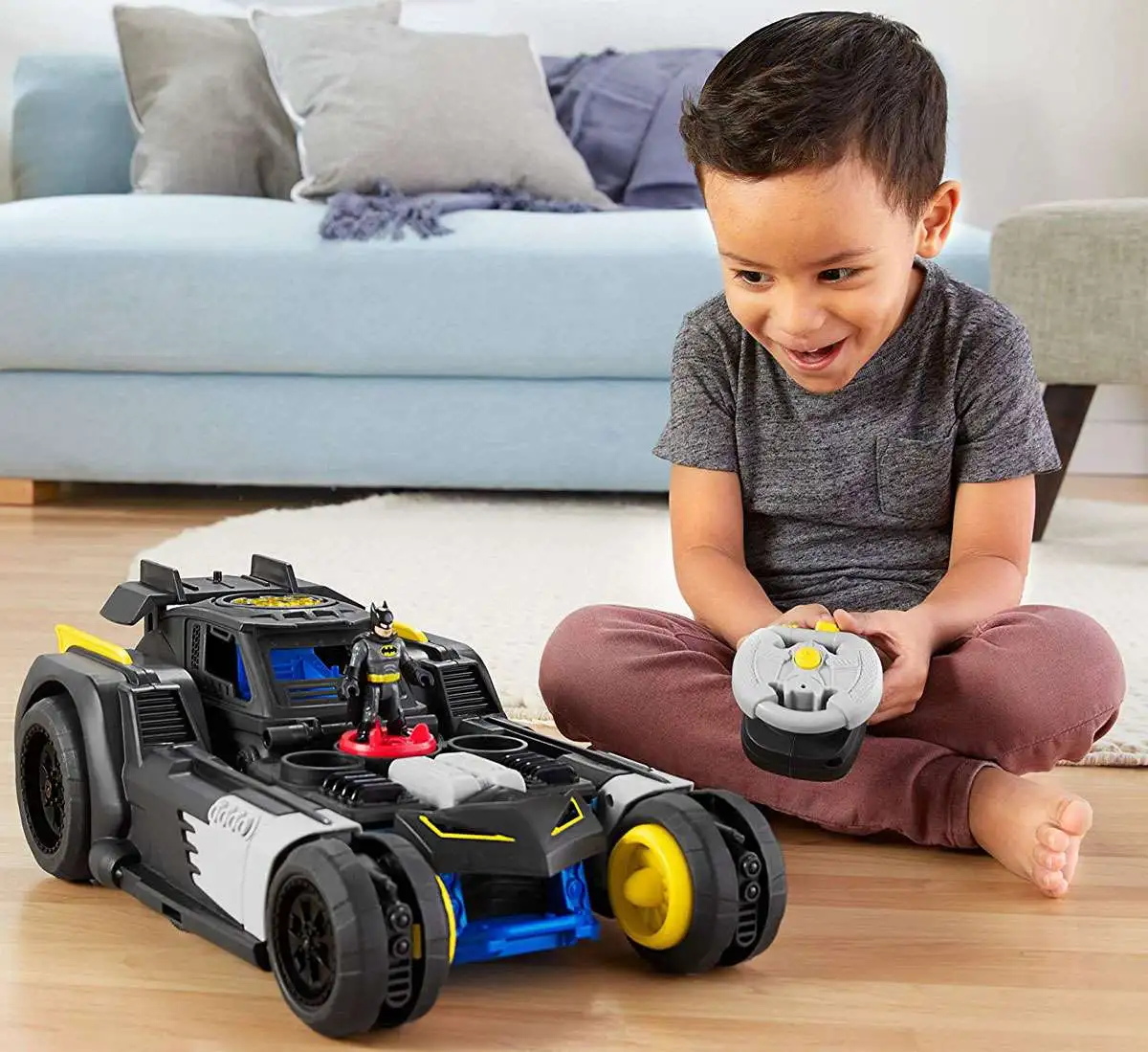 Brand new ✔️ Fisher Price DC Super Friends Imaginext Transforming Batmobile 3-Inch R/C Vehicle ✔️ 6 Brand new ✔️ Fisher Price DC Super Friends Imaginext Transforming Batmobile 3-Inch R/C Vehicle ✔️ - Image 4